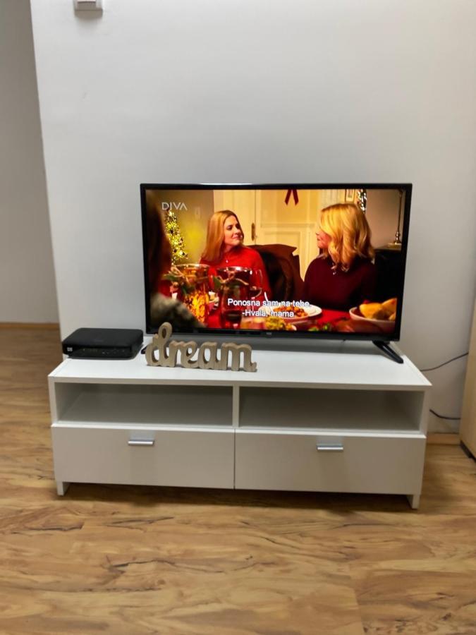 Lilyy Apartment Leskovac  Ngoại thất bức ảnh
