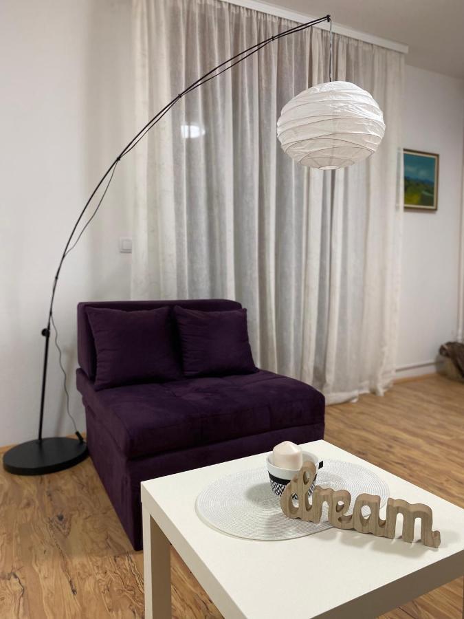 Lilyy Apartment Leskovac  Ngoại thất bức ảnh