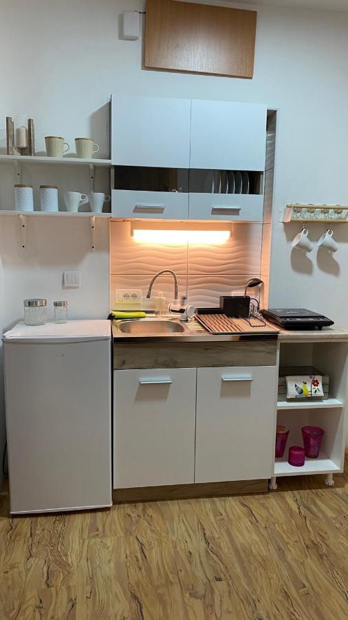 Lilyy Apartment Leskovac  Ngoại thất bức ảnh
