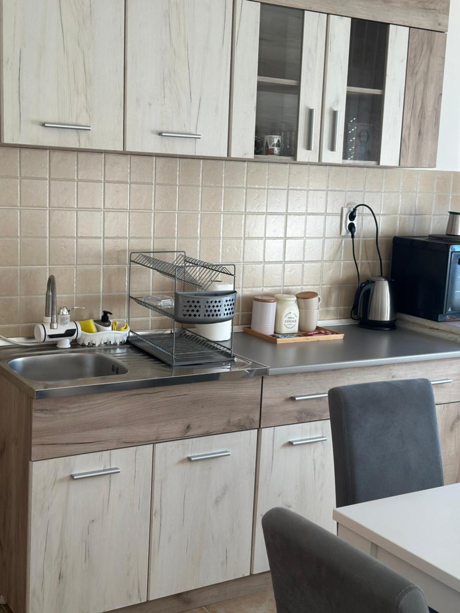 Lilyy Apartment Leskovac  Ngoại thất bức ảnh